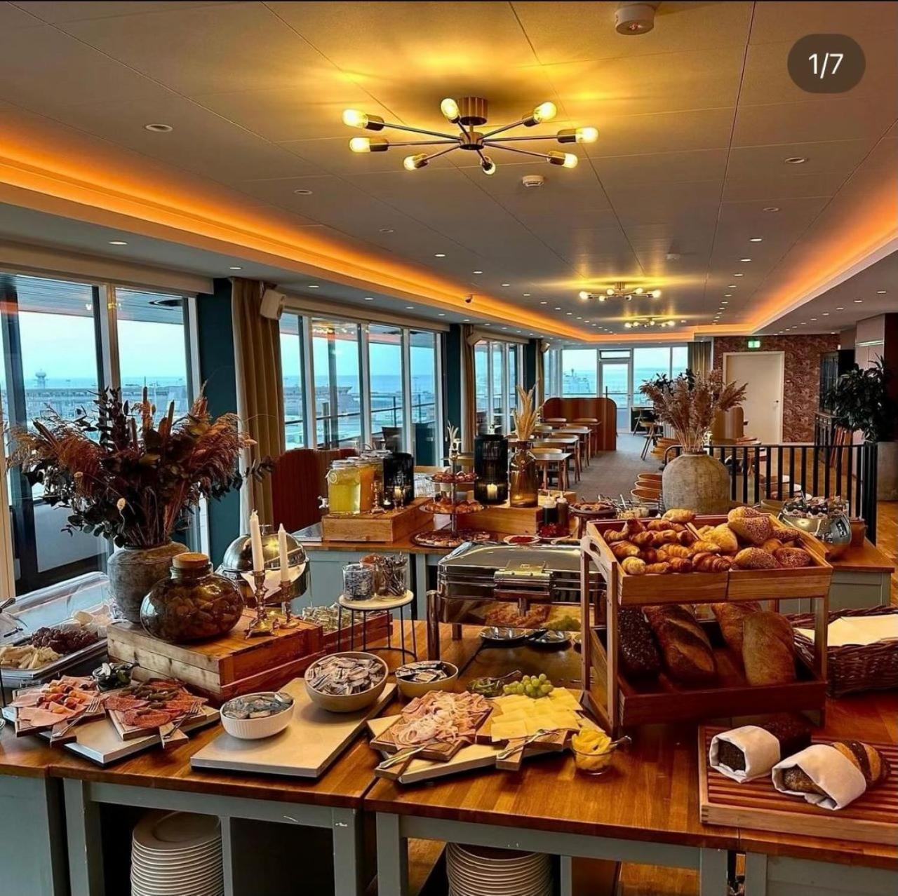 Hotel Jutlandia Frederikshavn Εξωτερικό φωτογραφία